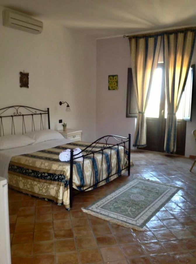 Agriturismo Donna Germana Ciro Marina Exterior photo