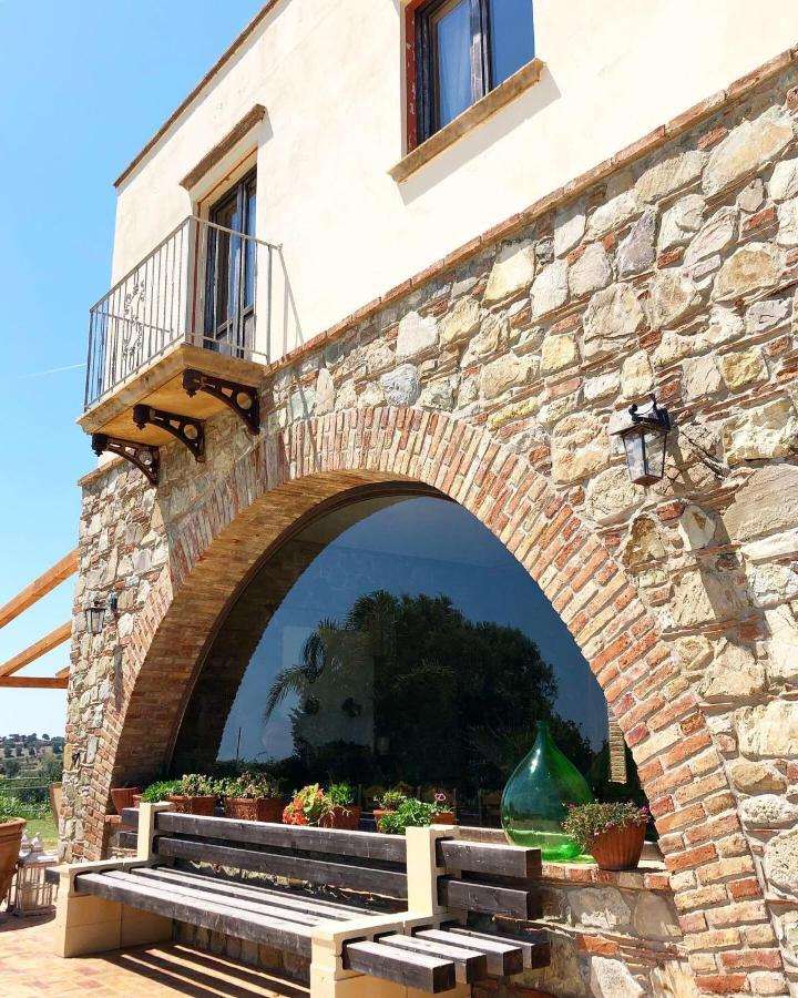 Agriturismo Donna Germana Ciro Marina Exterior photo