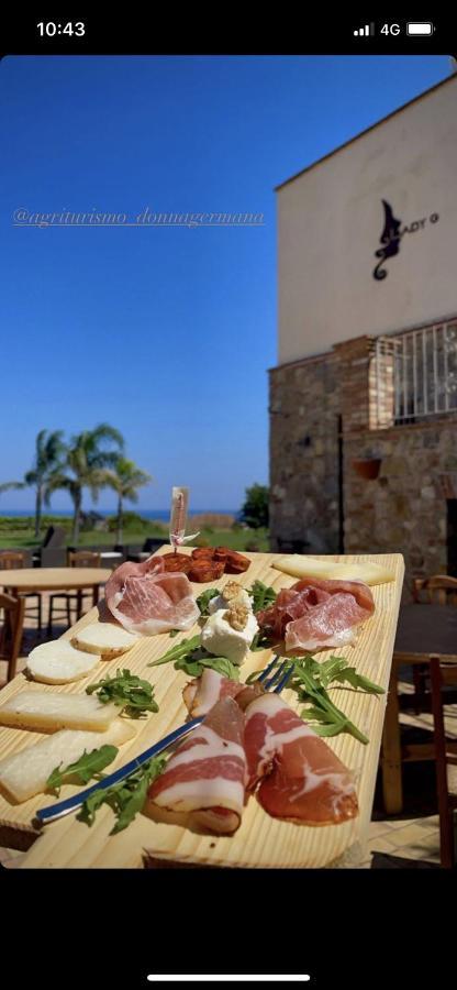 Agriturismo Donna Germana Ciro Marina Exterior photo